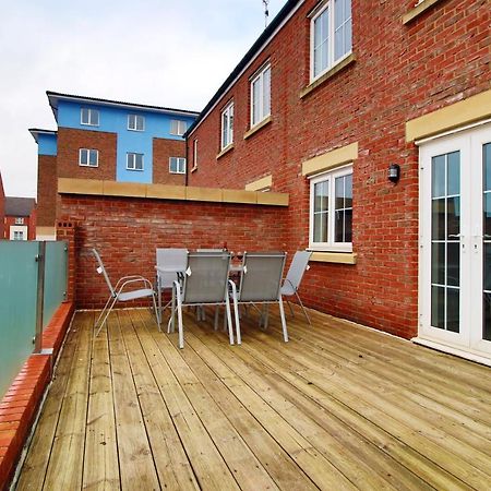 Delft - Spacious Home, High Speed Wi-Fi, Free Parking, Terrace Свіндон Екстер'єр фото