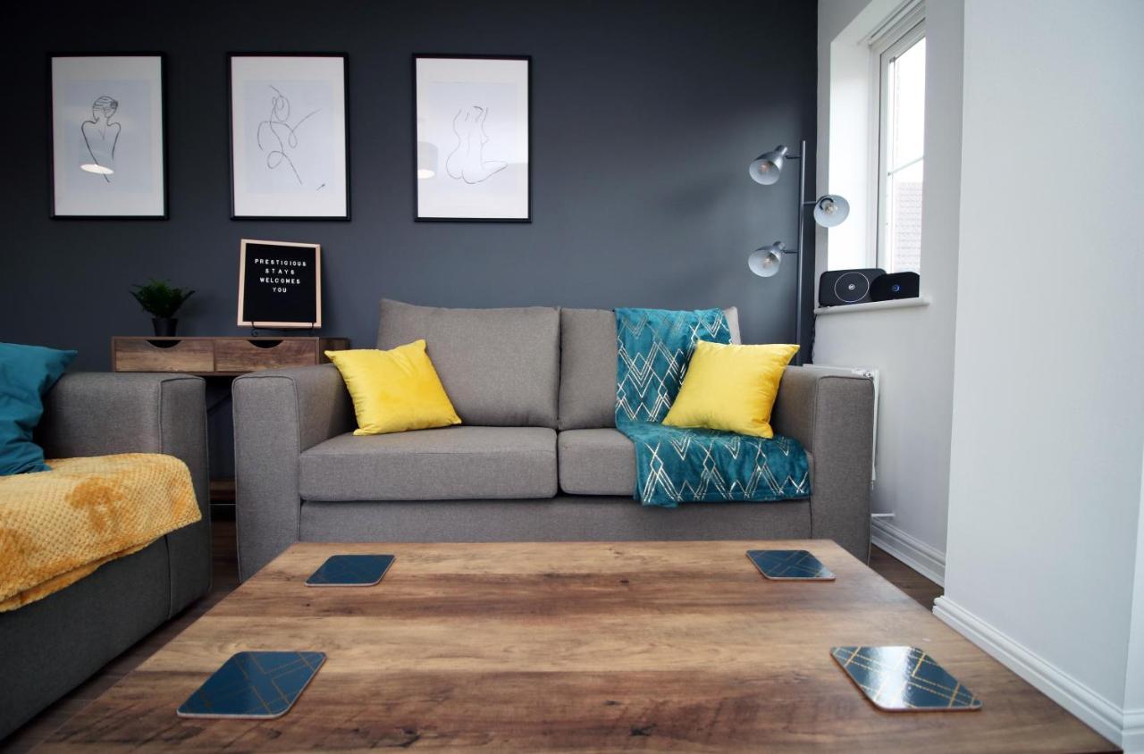 Delft - Spacious Home, High Speed Wi-Fi, Free Parking, Terrace Свіндон Екстер'єр фото