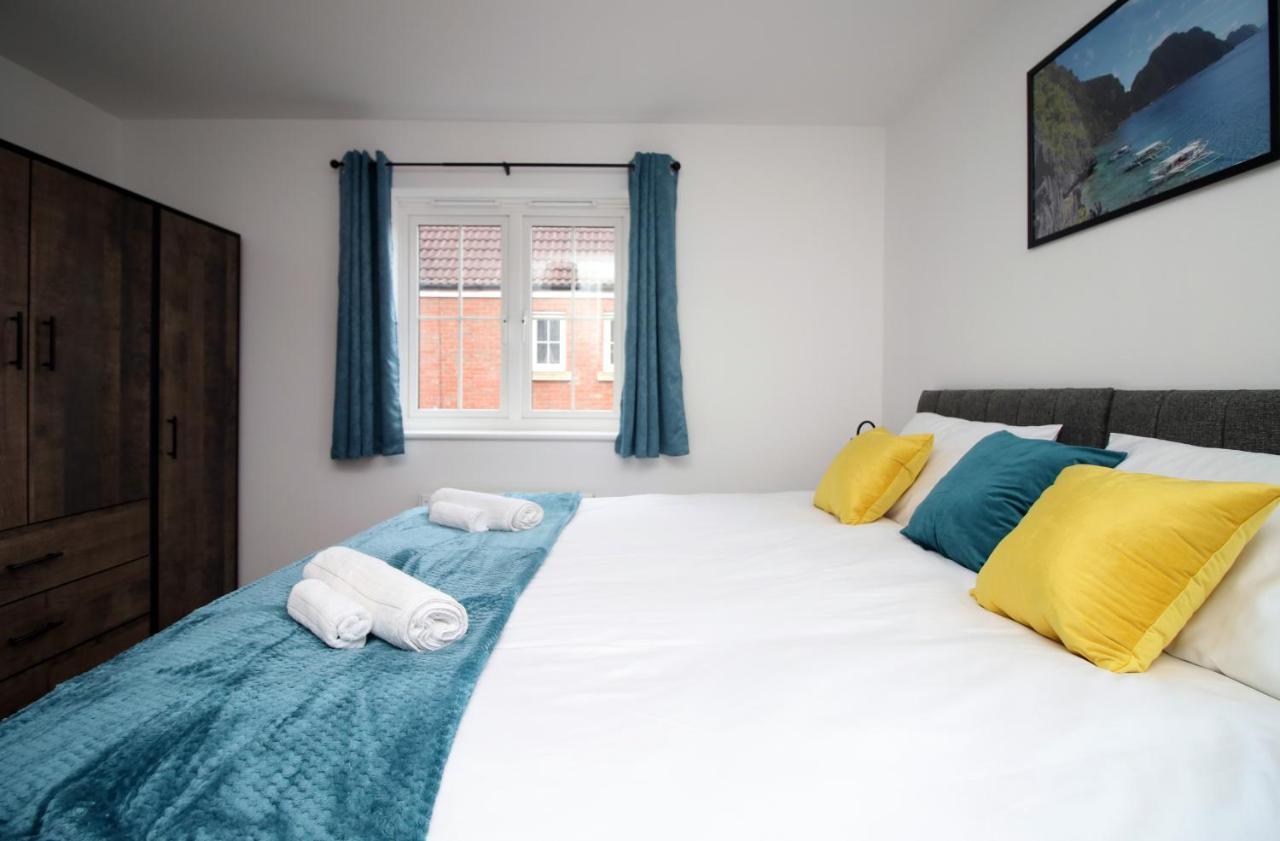 Delft - Spacious Home, High Speed Wi-Fi, Free Parking, Terrace Свіндон Екстер'єр фото