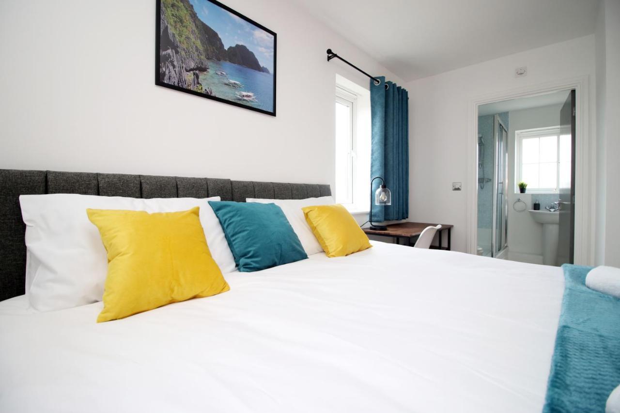 Delft - Spacious Home, High Speed Wi-Fi, Free Parking, Terrace Свіндон Екстер'єр фото