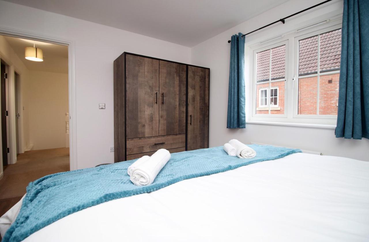 Delft - Spacious Home, High Speed Wi-Fi, Free Parking, Terrace Свіндон Екстер'єр фото